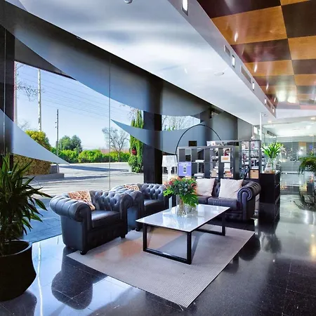 Western Alfa Aeropuerto